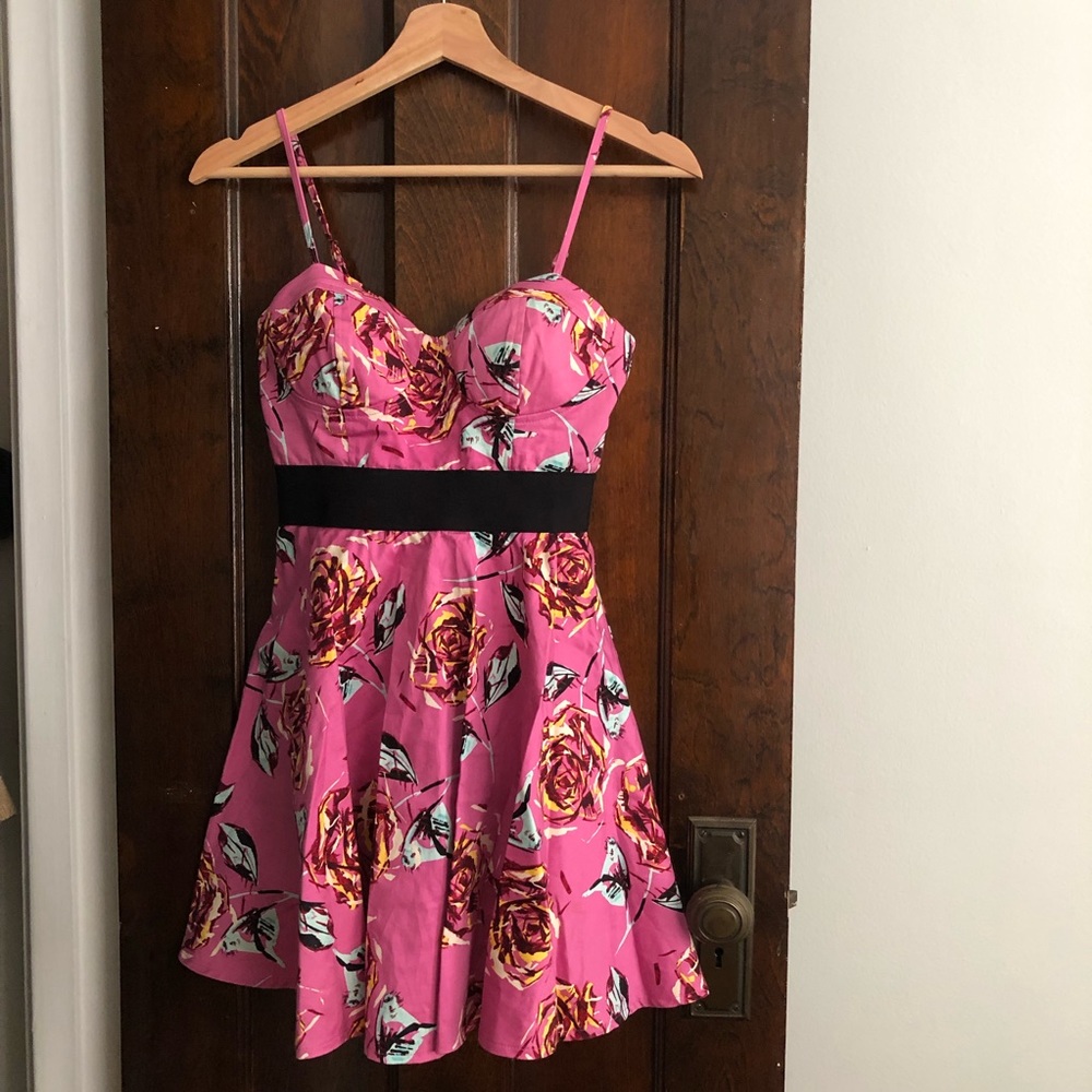 Floral Dress • F21 - Picture 3 of 11
